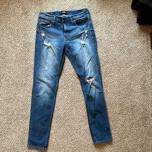 Hollister Distressed Skinny Jeans, 32x32 🔸